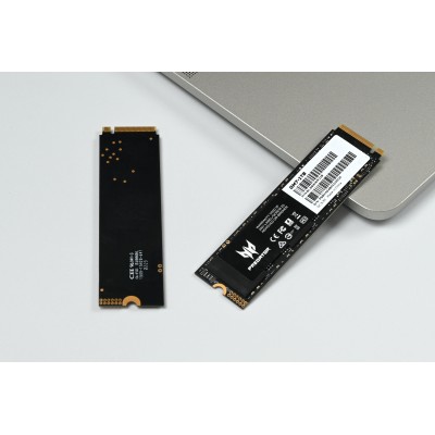 Predator GM7-4TB M.2 PCI Express 4.0 NVMe