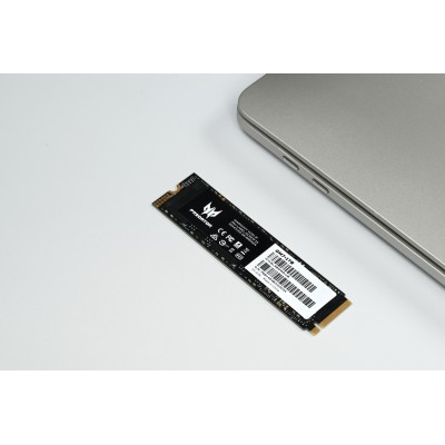 Predator GM7-4TB M.2 PCI Express 4.0 NVMe